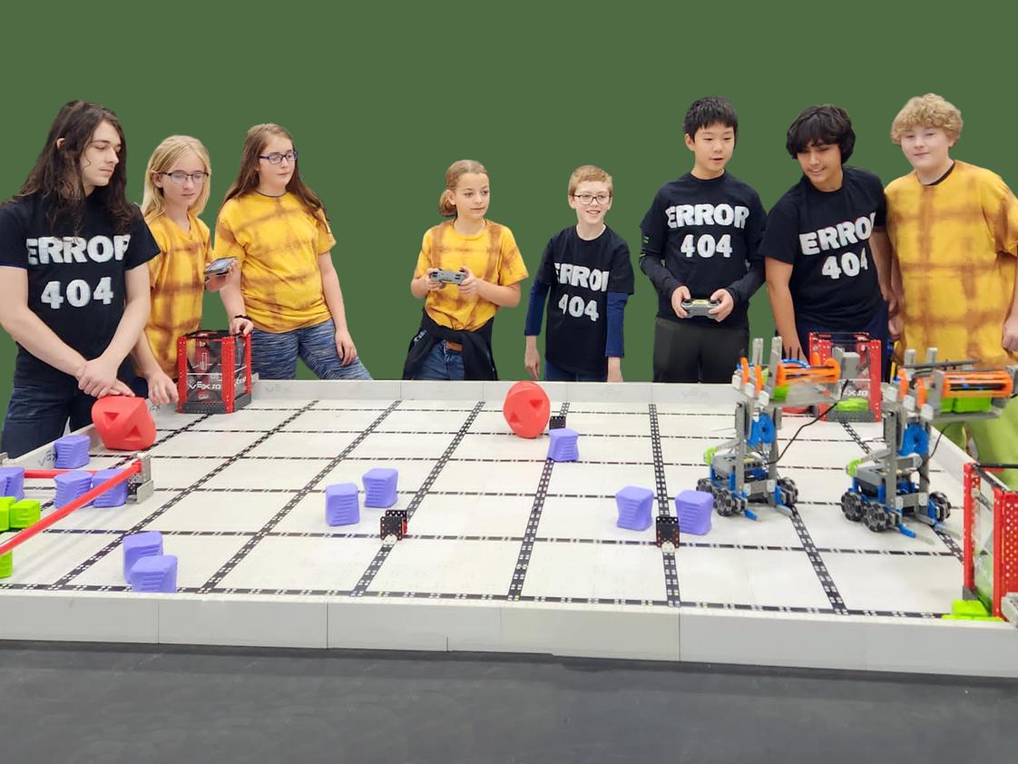 The Schilling School For Gifted Children Photo - VEX-IQ Robotics